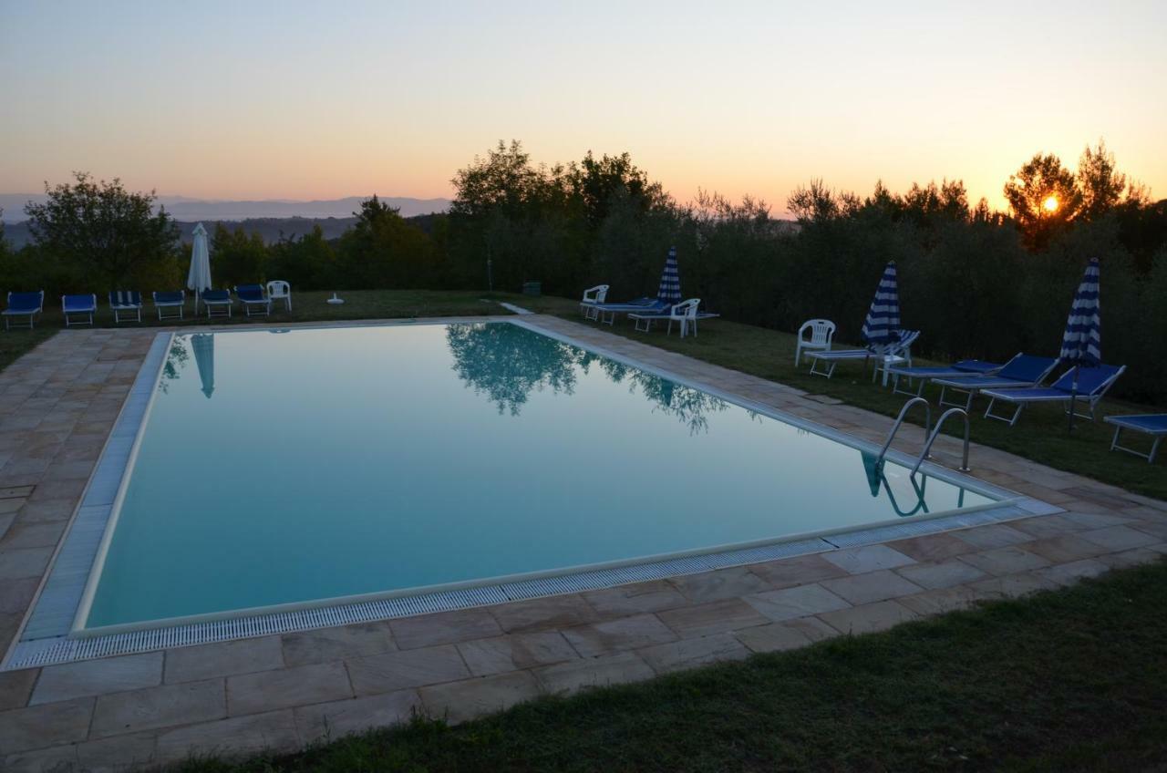 Agriturismo Santa Barbara San Miniato Buitenkant foto